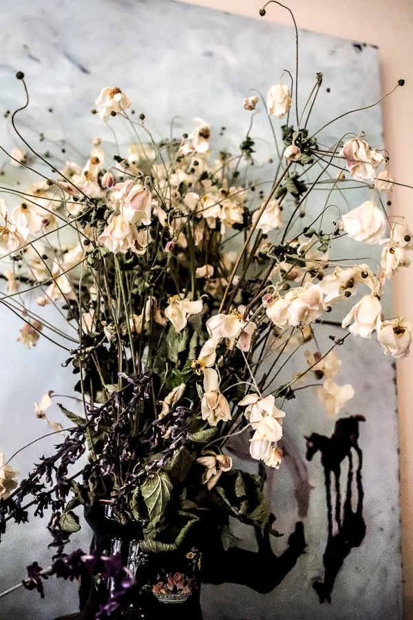 Dryed flowers and horses.jpg